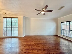 42 Village Knoll Pl in Spring, TX - Building Photo - Building Photo