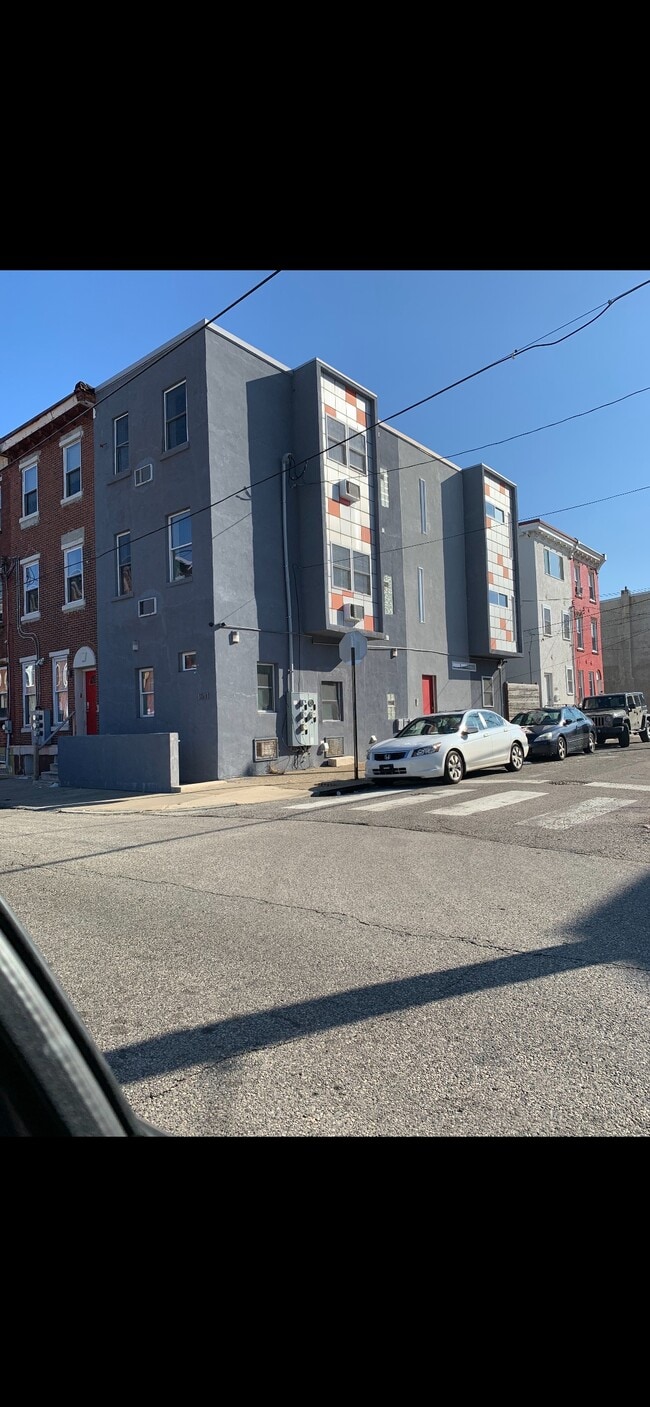 1631 N 20th St, Unit 2