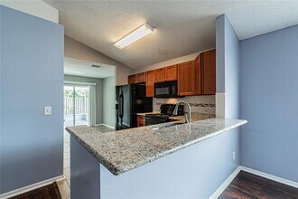 13136 Carrollwood Creek Dr in Tampa, FL - Building Photo - Building Photo