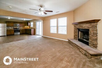 8216 Gathering Cir in Indianapolis, IN - Building Photo - Building Photo