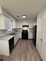 1618 W Matthews Ave in Jonesboro, AR - Building Photo