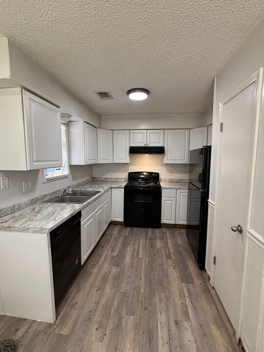 1618 W Matthews Ave in Jonesboro, AR - Building Photo