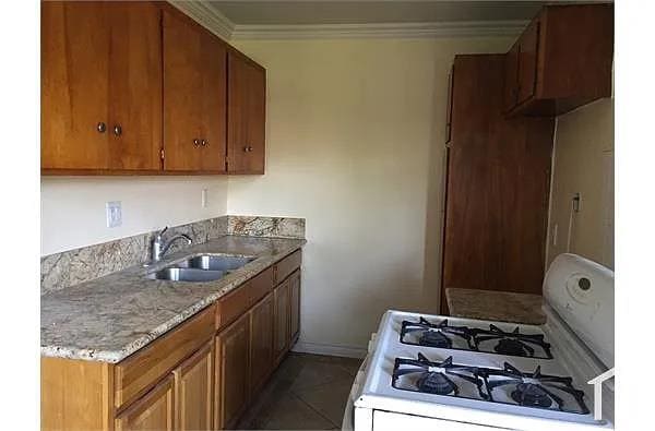 1256 N Placentia Ave in Anaheim, CA - Building Photo - Building Photo
