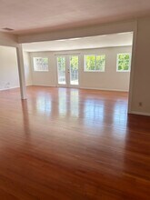 23308 Friar St in Woodland Hills, CA - Building Photo - Building Photo