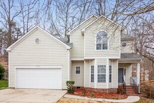5202 Hedgecrest Pl in Charlotte, NC - Building Photo