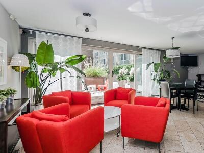 2933 N Sheridan Rd-Unit -29331103 in Chicago, IL - Building Photo