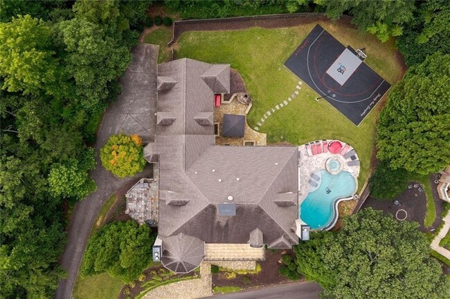 11140 W Rd in Roswell, GA - Building Photo - Building Photo