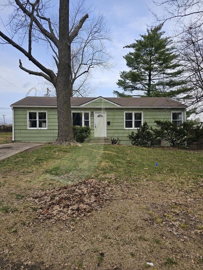 property at 302 N Peck Dr