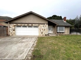 4091 Crestview Dr in Norco, CA - Building Photo