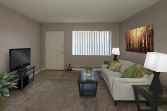 The Landings @ Aero Flats in Colorado Springs, CO - Building Photo - Interior Photo