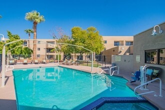 Palazzo Senior Apartments - 55+ Active Adult Apartments in Phoenix, AZ - Building Photo - Building Photo