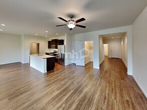 1993 NW 22nd St in McMinnville, OR - Building Photo - Building Photo