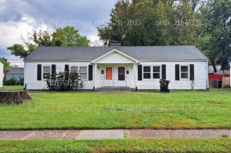 6631 Evangeline Ave in Louisville, KY - Building Photo