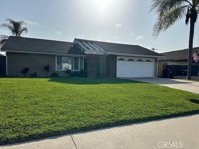 24012 Sprig St in Mission Viejo, CA - Building Photo