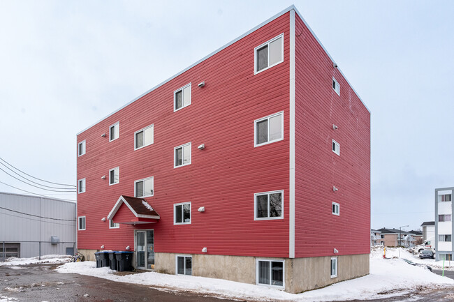 620 François-Thomas St in Lévis, QC - Building Photo - Building Photo