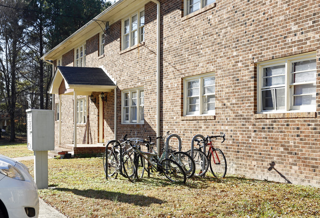 110 W Carr St in Carrboro, NC - Building Photo - Building Photo