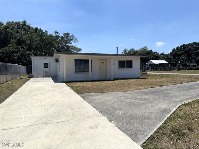 property at 5194 Atlanta Ave