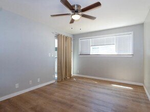 219 E Hill Ave in Murray, UT - Building Photo - Building Photo