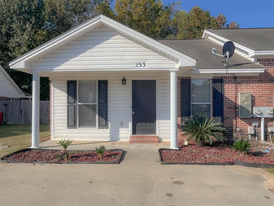 153 JamesTown Loop in Millbrook, AL - Building Photo