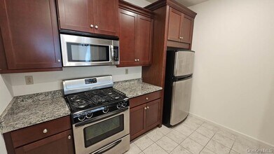 203 Canter Ct in Goshen, NY - Building Photo - Building Photo