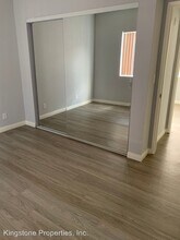 229 Normandie Ave in Los Angeles, CA - Building Photo - Building Photo