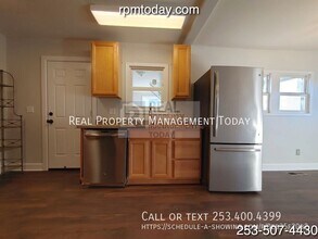 1854 E Fairbanks St in Tacoma, WA - Building Photo - Building Photo