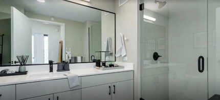 62 E Wacker Pl in Chicago, IL - Building Photo - Building Photo