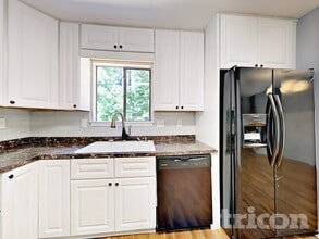 1370 High Country Ct in Marietta, GA - Building Photo - Building Photo