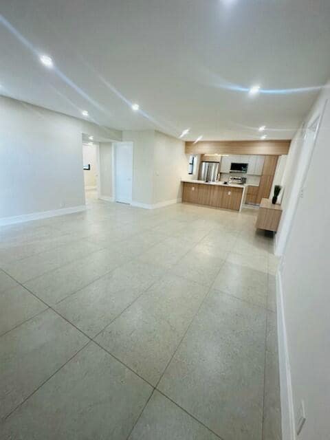 327 Kingsbridge St in Boca Raton, FL - Building Photo - Building Photo