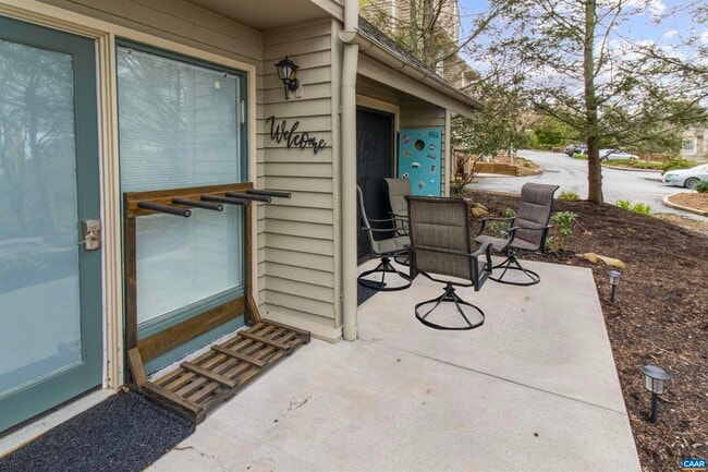 property at 2240 Tanners Ridge