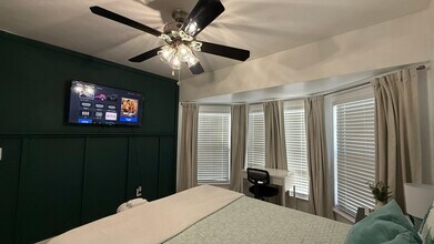 2279 Ironstone Dr E in Jacksonville, FL - Building Photo - Building Photo