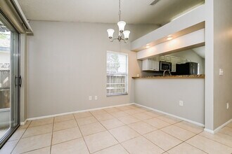 13656 Laraway Dr in Riverview, FL - Building Photo - Building Photo