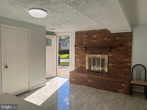 13770 Musket Ct in Woodbridge, VA - Building Photo - Building Photo