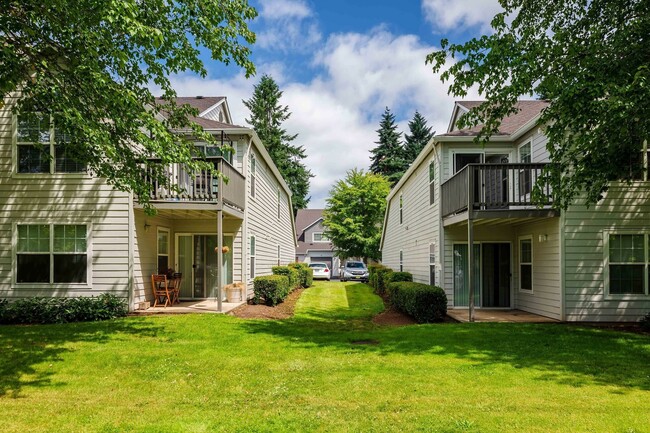 Van Mall North Apartments in Vancouver, WA - Foto de edificio - Building Photo