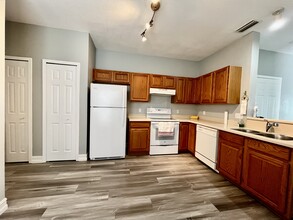 406 Southern Branch Ln in Jacksonville, FL - Foto de edificio - Building Photo