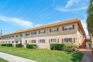 600 SW 2nd St in Boca Raton, FL - Building Photo