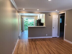 67 Kuhl Ct in Walnut Creek, CA - Foto de edificio - Building Photo