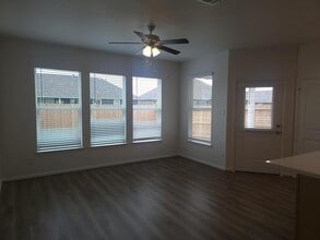 1023 Tillman Ln in East Bernard, TX - Building Photo - Building Photo