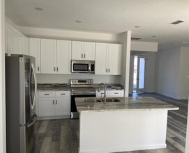 802 San Pedro Ct in Kissimmee, FL - Building Photo - Building Photo