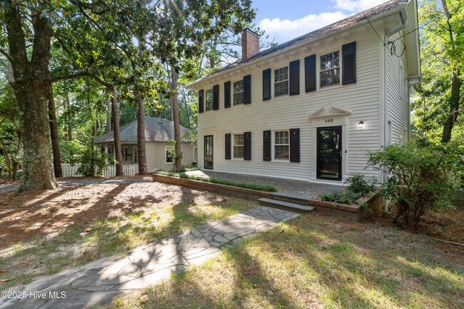 160 N Rdg St in Southern Pines, NC - Building Photo - Building Photo