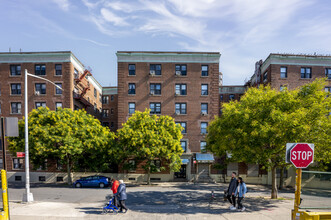 3145 Brighton 4th St in Brooklyn, NY - Foto de edificio - Building Photo