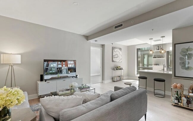 1211 Van St SE, Unit #301 in Washington, DC - Building Photo - Building Photo