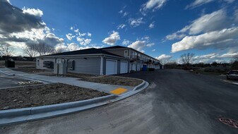 Poplar Grove Apartments in Mayville, WI - Building Photo