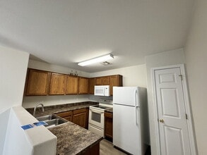 46067 W Sheridan Rd in Maricopa, AZ - Building Photo - Building Photo