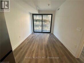 1 Jarvis St in Hamilton, ON - Building Photo - Building Photo