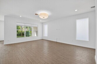 4320 Buttonwood Dr in Delray Beach, FL - Building Photo - Building Photo