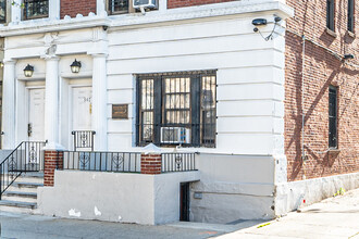 345 New York Ave in Brooklyn, NY - Building Photo - Building Photo