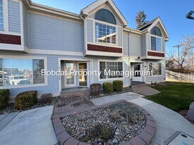 1420 Douglas Ave in Gardnerville, NV - Building Photo