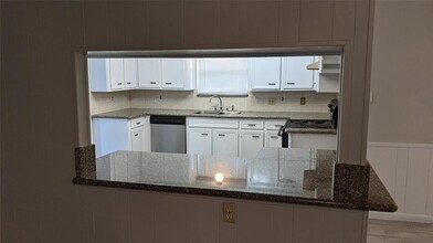 4338 Bugle Rd in Houston, TX - Foto de edificio - Building Photo