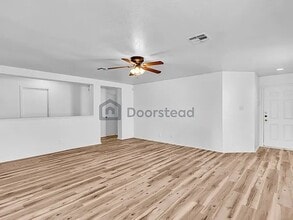 224 Capistrano Dr in San Marcos, TX - Foto de edificio - Building Photo